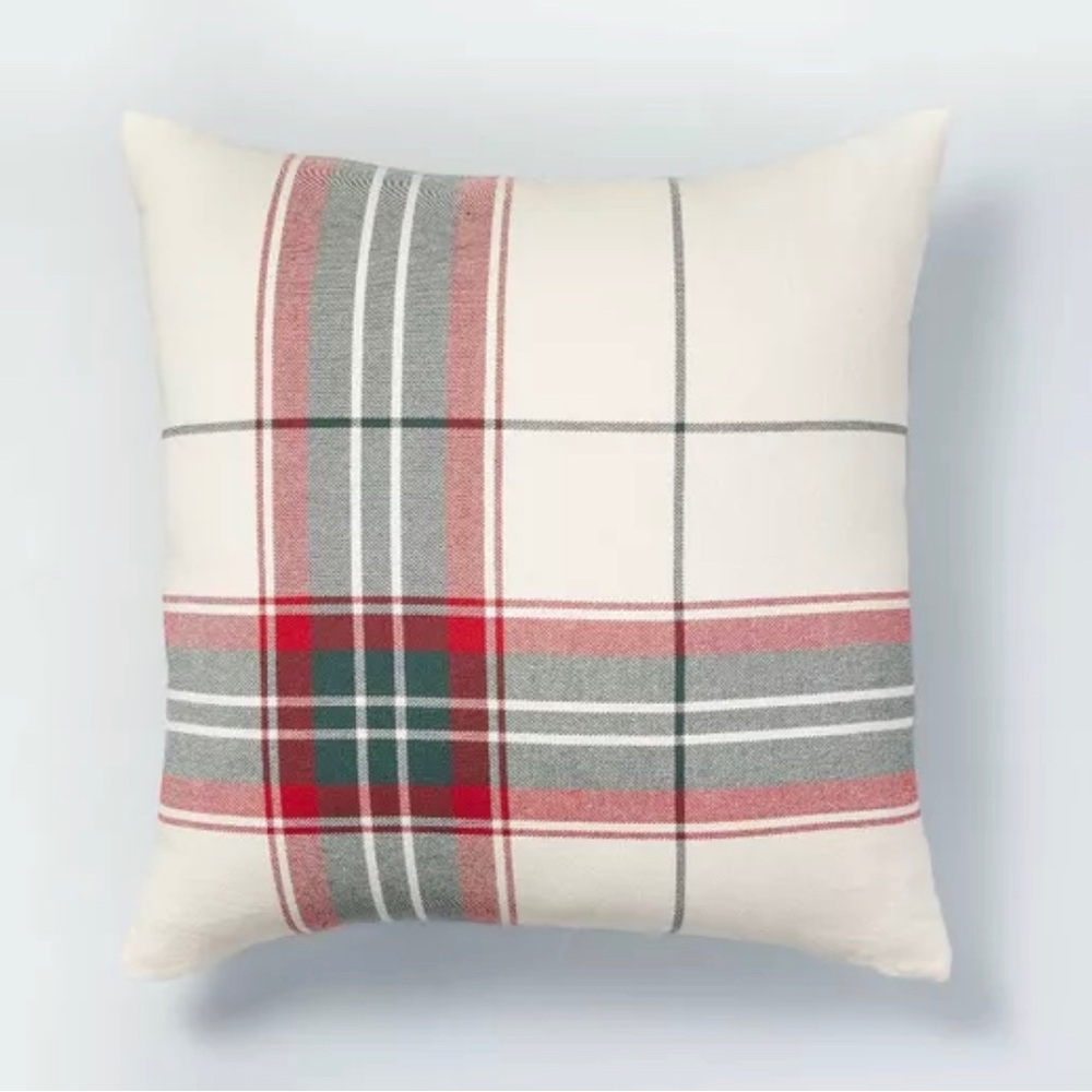 Major ISO this Hearth & Hand Pillow